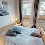 Haus Friedrichstr. 16 *